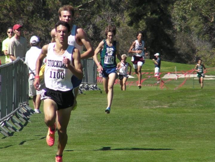 Blake Haney leads Joe Hardy in the homestretch at the Stanford Invitational. (Ian Terpin photo)