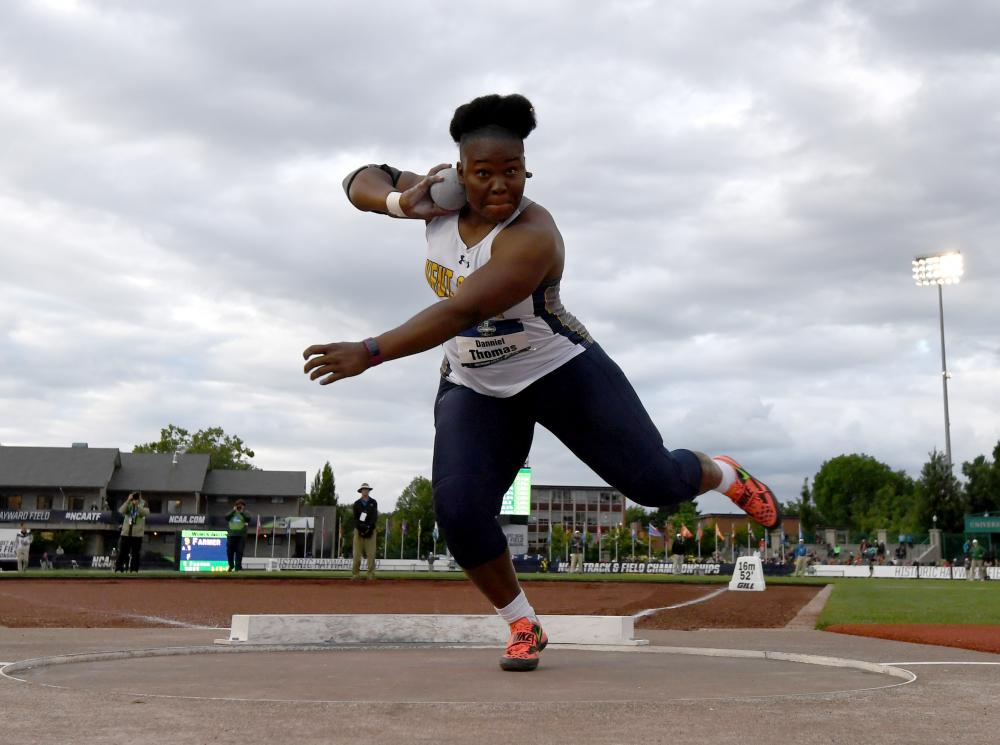 News Ewen Rules The Ring Once Again With Collegiate