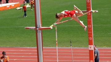 Sprinter Jumper Boling Is The Talk Of High School Track Track Field News