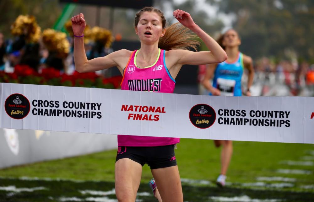 News Zofia Dudek Outkicks Marlee Starliper In Close