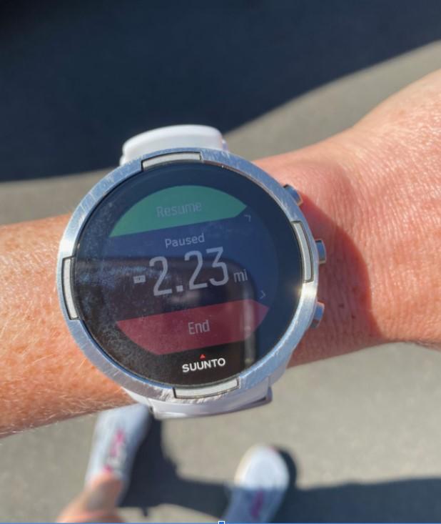 watch to track distance and time