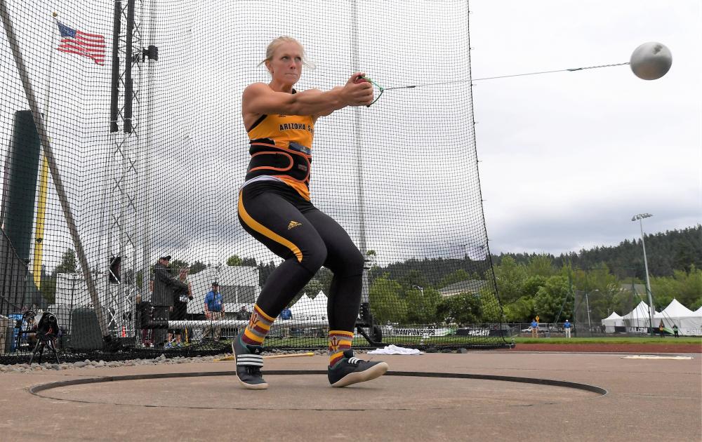 News It's Hammer Time for Maggie Ewen at Pac12/Big Ten