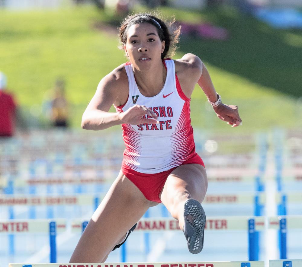DyeStat.com - News - New Mexico's Weini Kelati Delivers Dominant 10,000-Meter Effort at Mountain ...