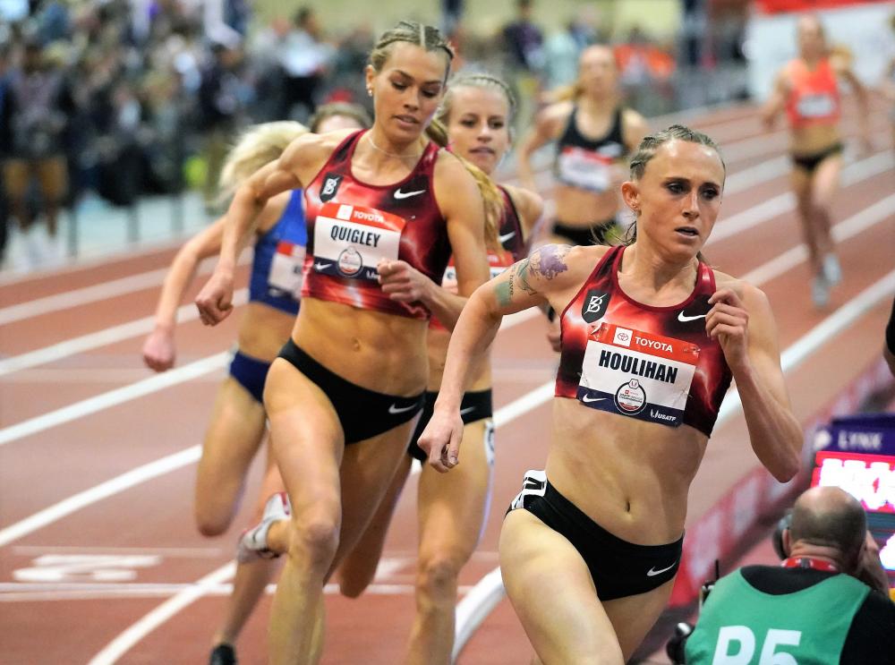 DyeStat.com - News - Boston University Last Chance Meet Has Plenty of